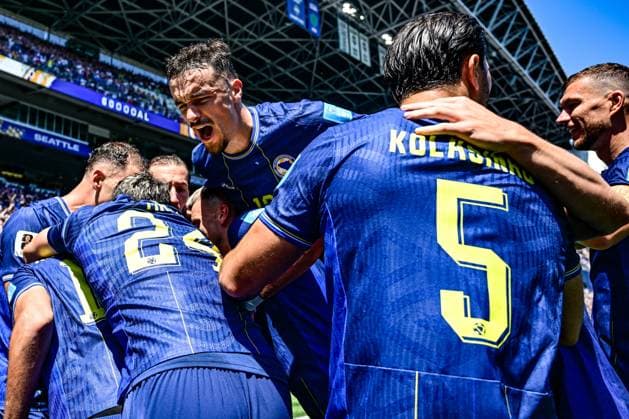 Bosnia and Herzegovina s players celebrate after scoring during a soccer game between Bosnia and Herzegovina and Qatar, on Wednesday 24 June 2026 in Seattle, the third and last day in the group stage, in group B of the FIFA World Cup, WM, Weltmeisterschaft, Fussball 2026 in the United States of America. DIRKxWAEM  x179161018x