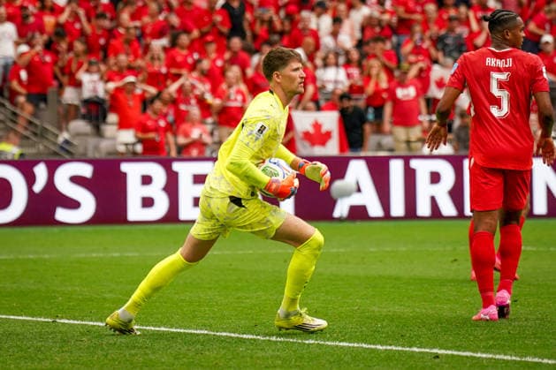 Kanada: Fußball FIFA Weltmeisterschaft 2026 Gruppenphase Schweiz vs Kanada BC Place Stadium (Vancouver, British Columbia): Gregor Kobel (Schweiz, 1) *** Canada Soccer 2026 FIFA World Cup Group Stage Switzerland vs. Canada BC Place Stadium Vancouver, British Columbia Gregor Kobel Switzerland, 1 Copyright: xJOERANxSTEINSIEKx