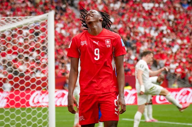 Kanada: Fußball FIFA Weltmeisterschaft 2026 Gruppenphase Schweiz vs Kanada BC Place Stadium (Vancouver, British Columbia): Tor und Torjubel zum 2:0 durch Johan Manzambi (Schweiz, 9) Freude, Emotionen, Jubel, Geste, Gestik, Emotion *** Canada Soccer 2026 FIFA World Cup Group Stage Switzerland vs. Canada BC Place Stadium Vancouver, British Columbia Goal and celebration of the 2–0 score by Johan Manzambi (Switzerland), 9 Joy, emotions, celebration, gesture, body language, emotion Copyright: xJOERANxSTEINSIEKx