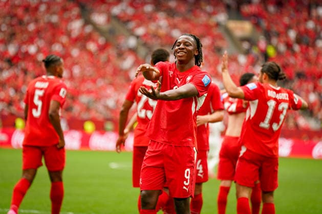 Kanada: Fußball FIFA Weltmeisterschaft 2026 Gruppenphase Schweiz vs Kanada BC Place Stadium (Vancouver, British Columbia): Tor und Torjubel zum 2:0 durch Johan Manzambi (Schweiz, 9) Freude, Emotionen, Jubel, Geste, Gestik, Emotion *** Canada Soccer 2026 FIFA World Cup Group Stage Switzerland vs. Canada BC Place Stadium Vancouver, British Columbia Goal and celebration of the 2-0 score by Johan Manzambi (Switzerland), 9 Joy, Emotions, Cheering, Gesture, Body Language, Emotion Copyright: xJOERANxSTEINSIEKx
