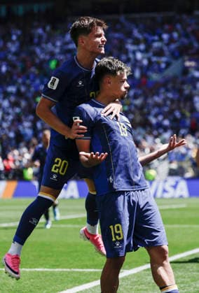 (260625) -- SEATTLE, June 25, 2026 -- Kerim Alajbegovic (R) of Bosnia and Herzegovina celebrates a goal wtih teammates during the group B match between Bosnia and Herzegovina and Qatar at the 2026 FIFA World Cup, WM, Weltmeisterschaft, Fussball at Seattle Stadium in Seattle, the United States, June 24, 2026. (Photo by Xinhua) (SP)U.S.-SEATTLE-FOOTBALL-FIFA WORLD CUP-GROUP B-BIH VS QAT ArthurxDong 