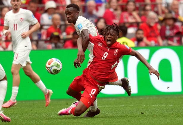 FIFA World Cup, WM, Weltmeisterschaft, Fussball 2026 - Group B - Switzerland vs Canada Johan Manzambi of Switzerland (front) in action during the FIFA World Cup 2026 group stage match Switzerland against Canada, in Vancouver, Canada, 24 June 2026. VANCOUVER Canada  Copyright: xBOBxFRIDx
