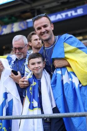 Bosnia and Herzegovina v Qatar - FIFA World Cup, WM, Weltmeisterschaft, Fussball 2026 - Group B SEATTLE, USA - JUNE 24: Fans support their team during the 2026 FIFA World Cup First Stage Group B match between Bosnia and Herzegovina and Qatar at Lumen Field (Seattle Stadium) in Seattle, Washington, United States on June 24, 2026. Samah Zidan Anadolu Washington United States. Editorial use only. Please get in touch for any other usage.  Copyright: x2026xAnadoluxSamahxZidanx