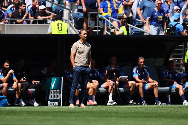 Bosnia and Herzegovina v Qatar - FIFA World Cup, WM, Weltmeisterschaft, Fussball 2026 - Group B SEATTLE, USA - JUNE 24: Head coach of Qatar Julen Lopetegui follows the 2026 FIFA World Cup First Stage Group B match between Bosnia and Herzegovina and Qatar at Lumen Field (Seattle Stadium) in Seattle, Washington, United States on June 24, 2026. Samah Zidan Anadolu Seattle United States. Editorial use only. Please get in touch for any other usage.  Copyright: x2026xAnadoluxSamahxZidanx