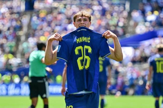 Bosnia and Herzegovina s Ermin Mahmic celebrates after scoring during a soccer game between Bosnia and Herzegovina and Qatar, on Wednesday 24 June 2026 in Seattle, the third and last day in the group stage, in group B of the FIFA World Cup, WM, Weltmeisterschaft, Fussball 2026 in the United States of America. DIRKxWAEM  x179167022x