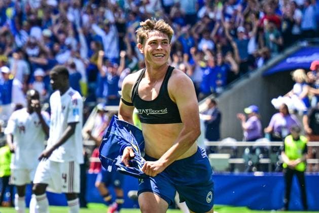 Bosnia and Herzegovina s Ermin Mahmic celebrates after scoring during a soccer game between Bosnia and Herzegovina and Qatar, on Wednesday 24 June 2026 in Seattle, the third and last day in the group stage, in group B of the FIFA World Cup, WM, Weltmeisterschaft, Fussball 2026 in the United States of America. DIRKxWAEM  x179167286x