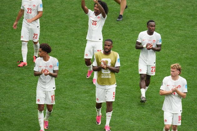 Switzerland v Canada - FIFA World Cup, WM, Weltmeisterschaft, Fussball 2026 - Group B VANCOUVER, CANADA - JUNE 24: Players of Canada greet their fans after the 2026 FIFA World Cup Group B match between Switzerland and Canada at BC Place Stadium in Vancouver, Canada, on June 24, 2026. Ercin Erturk Anadolu Vancouver Canada. Editorial use only. Please get in touch for any other usage.  Copyright: x2026xAnadoluxErcinxErturkx