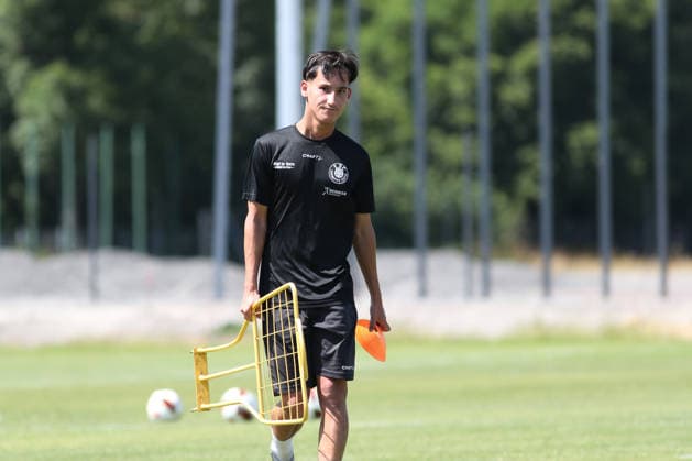 Regionalliga Nordost: Trainingsauftakt des 1. FC Lok Leipzig, 24.06.2026 Samim Bigi (aus eigener U19, Lok Leipzig). Fußball, Regionalliga Nordost, Saison 2026 2027, Trainingsauftakt des 1. FC Lok Leipzig am 24.06.2026 im Bruno-Plache-Stadion, Leipzig. *** Regionalliga Nordost: 1 FC Lok Leipzig Kicks Off Training, June 24, 2026; Samim Bigi from the club’s own U19 team, Lok Leipzig Soccer, Northeast Regional League, 2026–2027 season, 1 FC Lok Leipzig’s first training session on June 24, 2026, at Bruno Plache Stadium, Leipzig Copyright: xBEAUTIFULxSPORTS JanxKaeferx