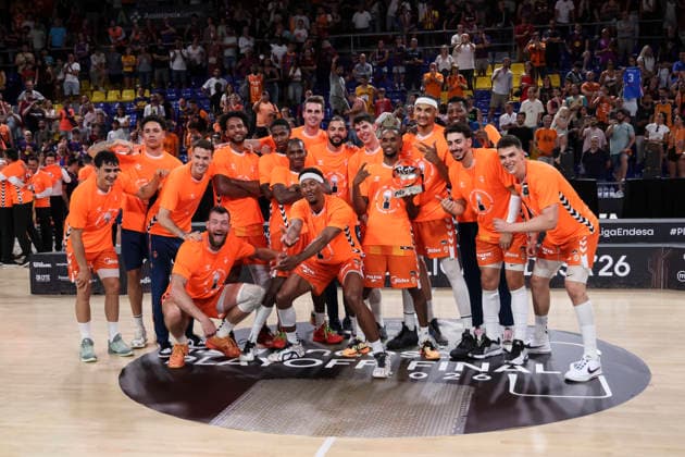 Basketball, Spain, Play-off Final: Valencia Basket win Game 4 at FC Barcelona and are crowned champions