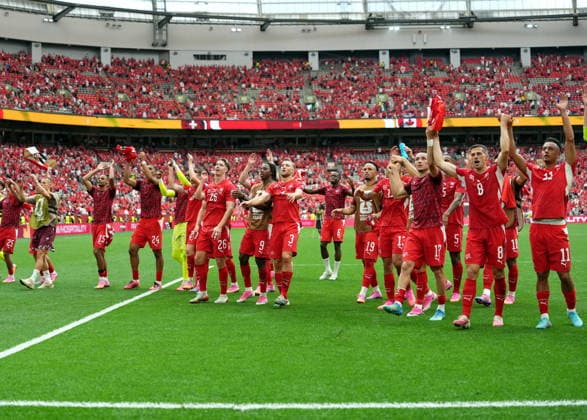 FIFA World Cup, WM, Weltmeisterschaft, Fussball 2026 - Group B - Switzerland vs Canada Swiss players react after winning the FIFA World Cup 2026 group stage match Switzerland against Canada, in Vancouver, Canada, 24 June 2026. VANCOUVER Canada  Copyright: xBOBxFRIDx