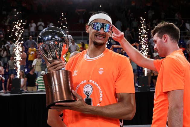 June 24, 2026, Barcelona, Barcelona, Spain: Neal Sako of Valencia Basket pose with the championship trophy after the Spanish League, Liga ACB Endesa, basketball Final Game 4 match played between FC Barcelona, Barca and Valencia Basket at Palau Blaugrana on June 24, 2026 in Barcelona, Spain. Barcelona Spain - ZUMAa181 20260624_zaa_a181_077 Copyright: xJavierxBorregox