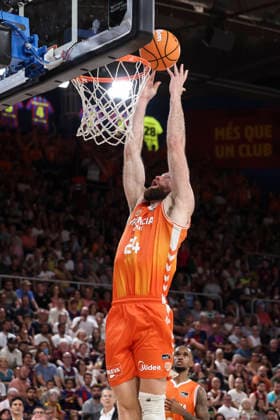 June 24, 2026, Barcelona, Barcelona, Spain: Matt Costello of Valencia Basket in action during the Spanish League, Liga ACB Endesa, basketball Final Game 4 match played between FC Barcelona, Barca and Valencia Basket at Palau Blaugrana on June 24, 2026 in Barcelona, Spain. Barcelona Spain - ZUMAa181 20260624_zaa_a181_081 Copyright: xJavierxBorregox