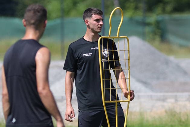 Regionalliga Nordost: Trainingsauftakt des 1. FC Lok Leipzig, 24.06.2026 Probespieler Patrick Vuc (zuletzt CSC Selimbar, Rumänien). Fußball, Regionalliga Nordost, Saison 2026 2027, Trainingsauftakt des 1. FC Lok Leipzig am 24.06.2026 im Bruno-Plache-Stadion, Leipzig. *** Regionalliga Nordost: 1 FC Lok Leipzig Kicks Off Training, June 24, 2026; Trial Player Patrick Vuc, most recently with CSC Selimbar, Romania; Soccer, Regionalliga Nordost, 2026–2027 Season, 1 FC Lok Leipzig kicks off training on June 24, 2026, at Bruno Plache Stadium, Leipzig Copyright: xBEAUTIFULxSPORTS JanxKaeferx