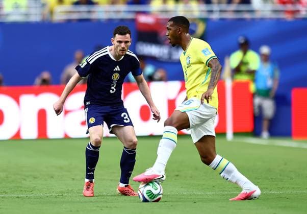 Andy Robertson of Scotland and Rayan of Brazil Scotland v Brazil, 2026 FIFA World Cup, WM, Weltmeisterschaft, Fussball Group C, Football, Miami Stadium, Miami, Florida, USA - 24 Jun 2026Miami Miami Stadium Florida (FL) United States of America EDITORIAL USE ONLY No use with unauthorised audio, video, data, fixture lists, club league logos or live services. Online in-match use limited to 120 images, no video emulation. No use in betting, games or single club league player publications.  Copyright: xMichaelxZemanek Shutterstockx 16956031z