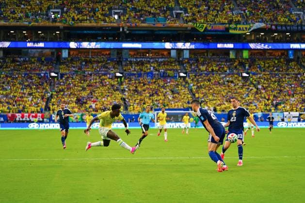 Vinicius Junior of Brazil has a shot Scotland v Brazil, 2026 FIFA World Cup, WM, Weltmeisterschaft, Fussball Group C, Football, Miami Stadium, Miami, Florida, USA - 24 Jun 2026Miami Miami Stadium Florida (FL) United States of America EDITORIAL USE ONLY No use with unauthorised audio, video, data, fixture lists, club league logos or live services. Online in-match use limited to 120 images, no video emulation. No use in betting, games or single club league player publications.  Copyright: xJavierxGarcia Shutterstockx 16956030bf