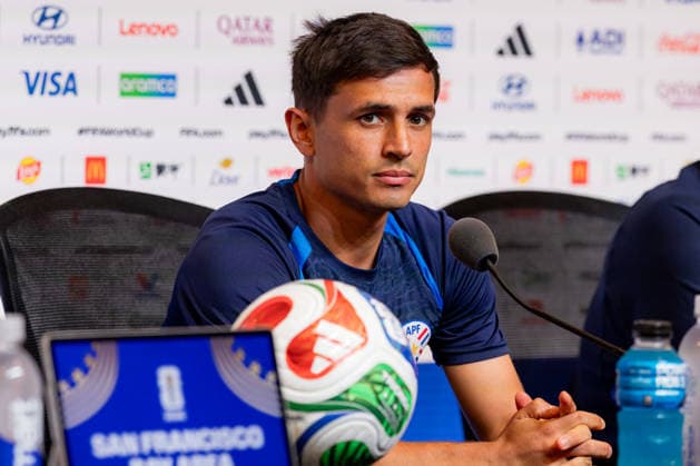 SOCCER AUSTRALIA TRAINING, Paraguay player Andreas Cubas during a press conference, PK, Pressekonferenz before they take on the Socceroos in the World Cup at the San Francisco Bay Area Stadium in Santa Clara, California, United States, Wednesday, June 24, 2026. ( NO ARCHIVING Alameda California United States  Copyright: xJasonxHenryx 20260625120670254925