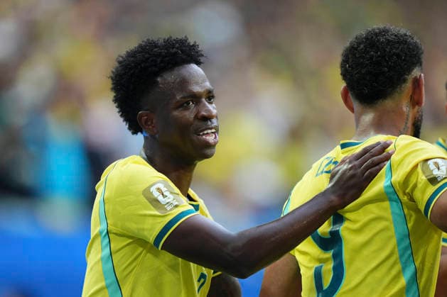 Scotland v Brazil: Group C - FIFA World Cup, WM, Weltmeisterschaft, Fussball 2026 Vinicius Junior of Brazil celebrates after scoring his team s first goal with teammates during the FIFA World Cup 2026 Group C match between Scotland and Brazil at Miami Stadium on June 24, 2026 in Miami, United States. Miami Gardens FL United States  Copyright: xJosexBretonx originalFilename:bretonhernandez-scotland260624_npoCL.jpg