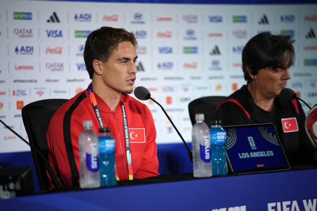 press conference, PK, Pressekonferenz of Turkish national team, Nationalteam in Los Angeles LOS ANGELES, CALIFORNIA - JUNE 24: Turkiye National Team s player Kenan Yildiz (L) and head coach Vincenzo Montella (R) speak during a press conference ahead of the 2026 FIFA World Cup, WM, Weltmeisterschaft, Fussball First Stage Group D match between Turkiye and USA at the Los Angeles Stadium (SoFi Stadium) in Inglewood, California, United States on June 24, 2026. Tayfun Coskun Anadolu Los Angeles United States. Editorial use only. Please get in touch for any other usage.  Copyright: x2026xAnadoluxTayfunxCoskunx