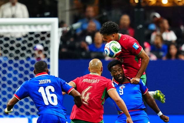 Morocco v Haiti - FIFA World Cup, WM, Weltmeisterschaft, Fussball 2026 - Group C ATLANTA, USA - JUNE 24: Chadi Riad (18) of Morocco in action against Duckens Nazon (9) of Haiti during 2026 FIFA World Cup First Stage Group C match between Morocco and Haiti at Mercedes-Benz Stadium (Atlanta Stadium) in Atlanta, Georgia, United States on June 24, 2026. Evrim Aydin Anadolu Georgia United States. Editorial use only. Please get in touch for any other usage.  Copyright: x2026xAnadoluxEvrimxAydinx