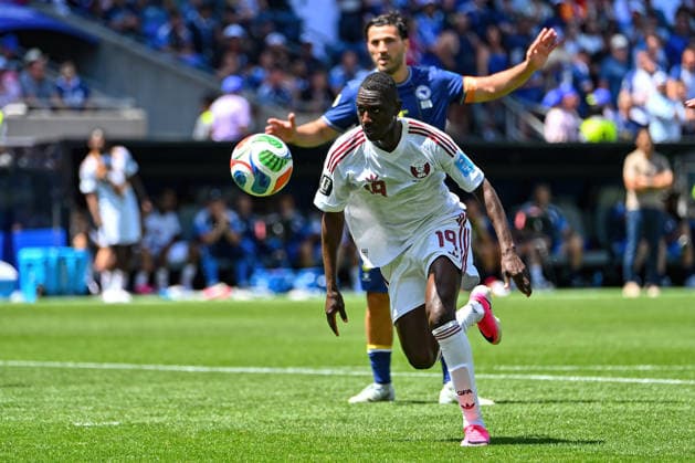 June 24, 2026: Qatar forward Almoez Ali (19) pursues the ball during the FIFA World Cup, WM, Weltmeisterschaft, Fussball match between Bosnia - Herzegovina and Qatar in Seattle, WA.Bosnia - Herzegovina defeated Qatar 3-1. CSM Seattle United States - ZUMAc04_ 20260624_zma_c04_016 Copyright: xStevexFaberx