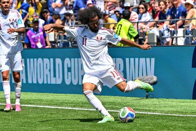 June 24, 2026: Qatar forward Akram Afif (11) makes a sideline pass during the FIFA World Cup, WM, Weltmeisterschaft, Fussball match between Bosnia - Herzegovina and Qatar in Seattle, WA.Bosnia - Herzegovina defeated Qatar 3-1. CSM Seattle United States - ZUMAc04_ 20260624_zma_c04_024 Copyright: xStevexFaberx