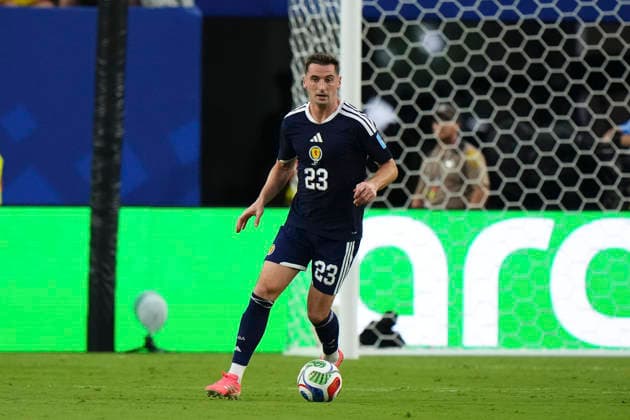 Scotland v Brazil: Group C - FIFA World Cup, WM, Weltmeisterschaft, Fussball 2026 Kenny Mclean of Scotland runs with the ball during the FIFA World Cup 2026 Group C match between Scotland and Brazil at Miami Stadium on June 24, 2026 in Miami, United States. Miami Gardens FL United States  Copyright: xJosexBretonx originalFilename:bretonhernandez-scotland260624_nploG.jpg