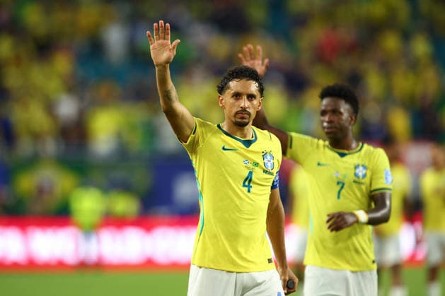 FIFA World Cup, WM, Weltmeisterschaft, Fussball 2026: Scotland v Brazil MIAMI, USA - 24th June 2026: Marquinhos of Brazil acknowledges the fans after the FIFA World Cup 2026 Group C match between Scotland and Brazil at Miami Stadium Miami Miami Stadium United States of America Copyright: xCraigxMercerx xPeakxActionxPhotosx