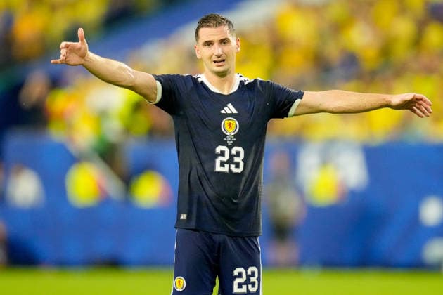 Kenny McLean (Scotland) gestures during the FIFA World Cup, WM, Weltmeisterschaft, Fussball 2026 Group C match between Scotland and Brazil at Miami Stadium on June 24, 2026 in Miami, United States. (Photo by Alex Gottschalk DeFodi Images) - *** Kenny McLean of Scotland gestures during the 2026 FIFA World Cup Group C match between Scotland and Brazil at Miami Stadium on June 24, 2026, in Miami, United States. Photo by Alex Gottschalk, DeFodi Images