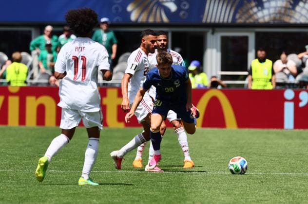 Bosnia and Herzegovina v Qatar - FIFA World Cup, WM, Weltmeisterschaft, Fussball 2026 - Group B SEATTLE, USA - JUNE 24: Esmir Bajraktarevic (20) of Bosnia and Herzegovina in action during the 2026 FIFA World Cup First Stage Group B match between Bosnia and Herzegovina and Qatar at Lumen Field (Seattle Stadium) in Seattle, Washington, United States on June 24, 2026. Samah Zidan Anadolu Washington United States. Editorial use only. Please get in touch for any other usage.  Copyright: x2026xAnadoluxSamahxZidanx