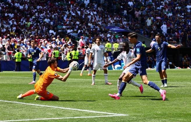 Bosnia and Herzegovina v Qatar - FIFA World Cup, WM, Weltmeisterschaft, Fussball 2026 - Group B SEATTLE, USA - JUNE 24: Almoez Ali (19) of Qatar in action during the 2026 FIFA World Cup First Stage Group B match between Bosnia and Herzegovina and Qatar at Lumen Field (Seattle Stadium) in Seattle, Washington, United States on June 24, 2026. Samah Zidan Anadolu Washington United States. Editorial use only. Please get in touch for any other usage.  Copyright: x2026xAnadoluxSamahxZidanx