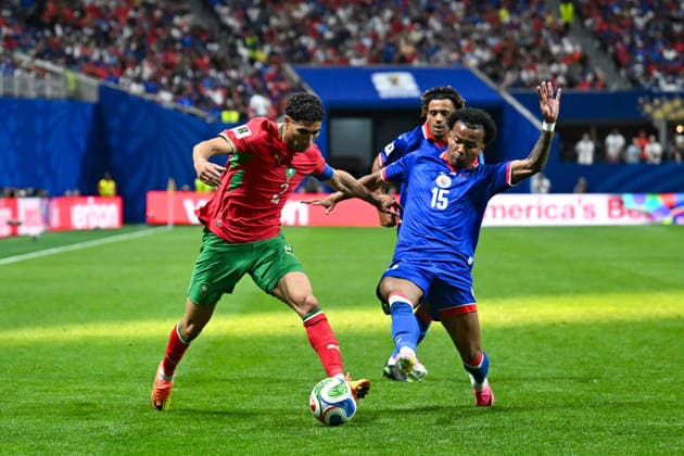 ATLANTA, GA - JUNE 24: Achraf Hakimi 2 of Morocco receives a challenge from Ruben Providence 15 of Haiti during the FIFA World Cup, WM, Weltmeisterschaft, Fussball 2026 Group C match between Morocco and Haiti on June 24th, 2026 at Atlanta Stadium in Atlanta, GA. (Photo by Rich von Biberstein Icon Sportswire) SOCCER: JUN 24 FIFA World Cup 26 Group C - Morocco vs Haiti EDITORIAL USE ONLY Icon260624017