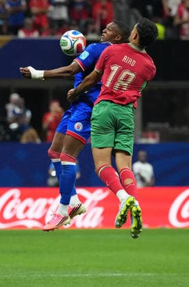 (260625) -- ATLANTA, June 25, 2026 -- Lenny Joseph (L) of Haiti competes with Chadi Riad of Morocco during the group C match between Morocco and Haiti at the 2026 FIFA World Cup, WM, Weltmeisterschaft, Fussball at Atlanta Stadium in Atlanta, the United States, June 24, 2026. ) (SP)U.S.-ATLANTA-FOOTBALL-FIFA WORLD CUP-GROUP C-MAR VS HTI JuxHuanzong 