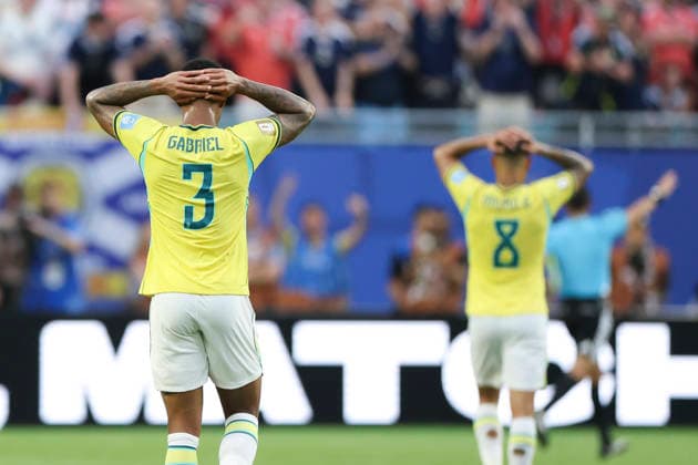 (260625) -- MIAMI, June 25, 2026 -- Gabriel Magalhaes (L) and Bruno Guimaraes of Brazil react during the group C match between Scotland and Brazil at the 2026 FIFA World Cup, WM, Weltmeisterschaft, Fussball at Miami Stadium, Miami, the United States, June 24, 2026. ) (SP)U.S.-MIAMI-FOOTBALL-FIFA WORLD CUP-GROUP C-SCO VS BRA ZhangxChen 
