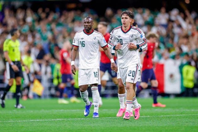 FIFA World Cup, WM, Weltmeisterschaft, Fussball 2026 CZECHIA VS MEXICO FIFA WORLD CUP 2026 CZECHIA VS MEXICO CZECHIA VS MEXICO 24062026 MEXICO CITY, MEXICO Action photo of Mateo Chavez (20) of Mexico celebrating a goal, during Group A game of the FIFA World Cup 2026, held at the Estadio Ciudad de Mexico of Mexico City. Foto de accion de Mateo Chavez (20) de Mexico, celebrando un gol durante juego del Grupo A de la Copa del Mundo 2026 de la FIFA, celebrado en el Estadio Ciudad de MÃ xico de la Ciudad de MÃ xico. PHOTO BY IMAGENSHOP AGENCIA FOTOGRAFICA MEXICO CITY MEXICO CITY MEXICO *** FIFA WORLD CUP 2026 CZECHIA VS MEXICO FIFA WORLD CUP 2026 CZECHIA VS MEXICO CZECHIA VS MEXICO 06 24 2026 MEXICO CITY, MEXICO Action photo of Mateo Chavez (No. 20) of Mexico celebrating a goal during a Group A match of the 2026 FIFA World Cup, held at the Estadio Ciudad de México in Mexico City Action photo of Mateo Chavez (No. 20) of Mexico, celebrating a goal during a Group A match of the 2026 FIFA World Cup, held at the Estadio Ciudad de México in Mexico City. PHOTO BY IMAGENSHOP PHOTO AGENCY MEXICO CITY MEXICO CITY MEXICO Copyright: xYOALIxMARTINEZx
