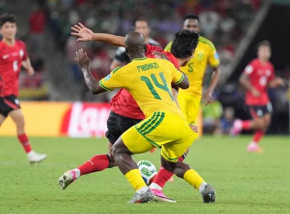 South Africa v South Korea - FIFA World Cup, WM, Weltmeisterschaft, Fussball 2026 - Group A MONTERREY, MEXICO - JUNE 24: Mbekezeli Mbokazi (14) of South Africa in action during the 2026 FIFA World Cup First Stage Group A match between South Africa and South Korea at Estadio BBVA (Monterrey Stadium) in Monterrey, Mexico on June 24, 2026. Juancho Torres Anadolu Nuevo Leon Mexico. Editorial use only. Please get in touch for any other usage.  Copyright: x2026xAnadoluxJuanchoxTorresx