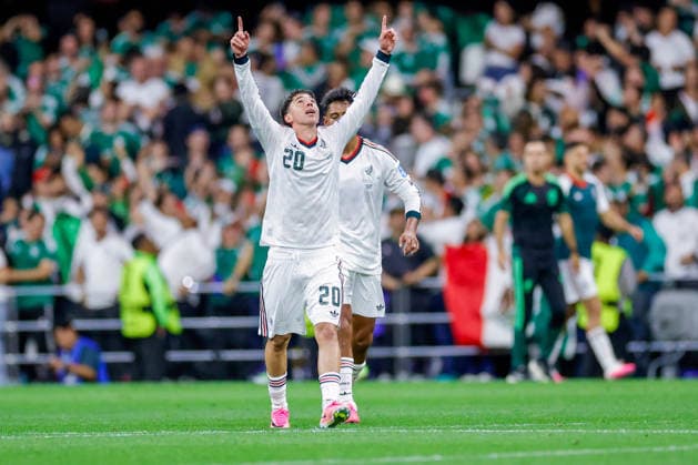 FIFA World Cup, WM, Weltmeisterschaft, Fussball 2026 CZECHIA VS MEXICO FIFA WORLD CUP 2026 CZECHIA VS MEXICO CZECHIA VS MEXICO 24062026 MEXICO CITY, MEXICO Action photo of Mateo Chavez (No. 20) of Mexico celebrating a goal, during Group A game of the FIFA World Cup 2026, held at the Estadio Ciudad de Mexico of Mexico City. Foto de accion de Mateo Chavez (No. 20) de Mexico, celebrando un gol durante juego del Grupo A de la Copa del Mundo 2026 de la FIFA, celebrado en el Estadio Ciudad de MÃ xico de la Ciudad de MÃ xico. PHOTO BY IMAGENSHOP AGENCIA FOTOGRAFICA MEXICO CITY MEXICO CITY MEXICO *** FIFA WORLD CUP 2026 CZECHIA VS MEXICO FIFA WORLD CUP 2026 CZECHIA VS MEXICO CZECHIA VS MEXICO 24062026 MEXICO CITY, MEXICO Action photo of Mateo Chavez, No. 20 of Mexico, celebrating a goal during a Group A match of the 2026 FIFA World Cup, held at the Estadio Ciudad de México in Mexico City Action photo of Mateo Chavez, No. 20 of Mexico, celebrating a goal during a Group A match of the 2026 FIFA World Cup, held at the Estadio Ciudad de México in Mexico City. PHOTO BY IMAGENSHOP PHOTO AGENCY MEXICO CITY MEXICO CITY MEXICO Copyright: xYOALIxMARTINEZx