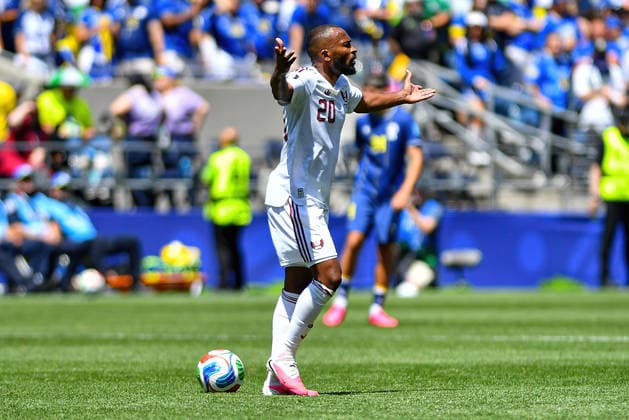 June 24, 2026: Qatar midfielder Ahmed Fatehi (20) protests a play during the FIFA World Cup, WM, Weltmeisterschaft, Fussball match between Bosnia - Herzegovina and Qatar in Seattle, WA.Bosnia - Herzegovina defeated Qatar 3-1. CSM Seattle United States - ZUMAc04_ 20260624_zma_c04_055 Copyright: xStevexFaberx