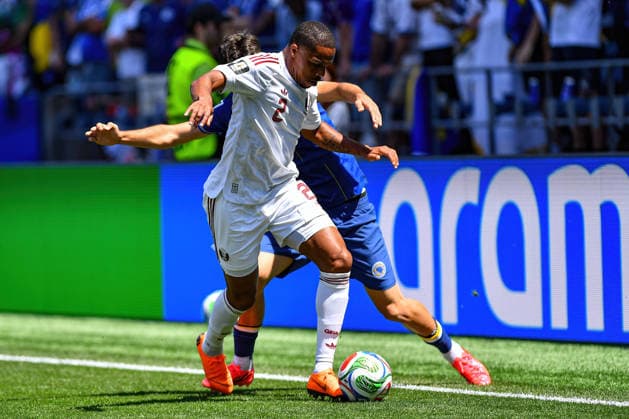 June 24, 2026: Qatar defender RoÂ³-RoÂ³ (2) keeps the ball from Bosnia and Herzegovina forward Kerim AlajbegoviÄ¡ (19) during the FIFA World Cup, WM, Weltmeisterschaft, Fussball match between Bosnia - Herzegovina and Qatar in Seattle, WA.Bosnia - Herzegovina defeated Qatar 3-1. CSM FIFA World Cup 2026: JUN 24 Bosnia - Herzegovina Vs Qatar  - ZUMAc04_ 20260624_zma_c04_060 Copyright: xStevexFaberx