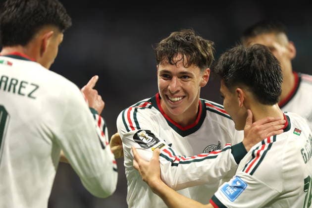 FIFA World Cup, WM, Weltmeisterschaft, Fussball 2026 - Group A - Czech Republic vs Mexico epaselect Mateo Chavez (C) of Mexico celebrates after scoring a goal during the FIFA World Cup 2026 group stage match Czech Republic against Mexico in Mexico City, Mexico, 24 June 2026. MEXICO CITY Mexico  Copyright: xISAACxESQUIVELx
