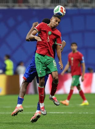 (260625) -- ATLANTA, June 25, 2026 -- Azzedine Ounahi of Morocco jumps for a headball during the group C match between Morocco and Haiti at the 2026 FIFA World Cup, WM, Weltmeisterschaft, Fussball at Atlanta Stadium in Atlanta, the United States, June 24, 2026. ) (SP)U.S.-ATLANTA-FOOTBALL-FIFA WORLD CUP-GROUP C-MAR VS HTI WangxKaiyan 