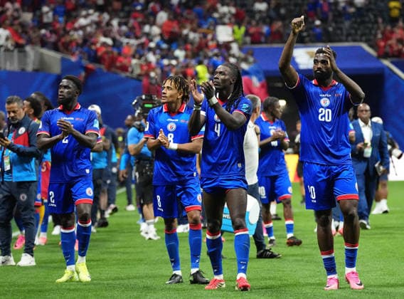 (260625) -- ATLANTA, June 25, 2026 -- Players of Haiti greet the audience after the group C match between Morocco and Haiti at the 2026 FIFA World Cup, WM, Weltmeisterschaft, Fussball at Atlanta Stadium in Atlanta, the United States, June 24, 2026. ) (SP)U.S.-ATLANTA-FOOTBALL-FIFA WORLD CUP-GROUP C-MAR VS HTI JuxHuanzong 