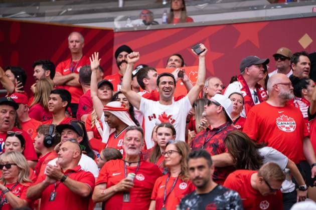 VANCOUVER, CANADA - JUNE 24: Fan supporters of Canada dance and cheer before the FIFA World Cup, WM, Weltmeisterschaft, Fussball 2026 group stage match between Canada and Switzerland at BC Place Vancouver Stadium on June 24, 2026 in Vancouver, British Columbia, Canada.  Copyright: xAmyxElle SPPx Sportspressphoto_SPR176176