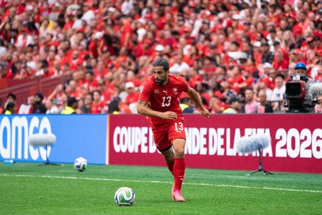 VANCOUVER, CANADA - JUNE 24: Ricardo Rodriguez of Switzerland controls the ball during the FIFA World Cup, WM, Weltmeisterschaft, Fussball 2026 group stage match between Canada and Switzerland at BC Place Vancouver Stadium on June 24, 2026 in Vancouver, British Columbia, Canada.  Copyright: xAmyxElle SPPx Sportspressphoto_SPR176212
