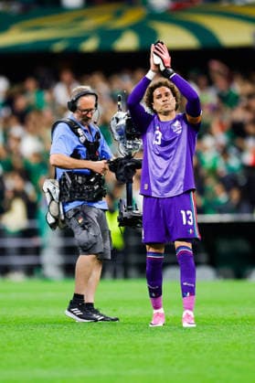 FIFA World Cup, WM, Weltmeisterschaft, Fussball 2026 CZECHIA VS MEXICO FIFA WORLD CUP 2026 CZECHIA VS MEXICO CZECHIA VS MEXICO 24062026 MEXICO CITY, MEXICO Action photo of Guillermo Ochoa (No. 13) of Mexico, thanking the crowd during Group A game of the FIFA World Cup 2026, held at the Estadio Ciudad de Mexico of Mexico City. Foto de accion de Guillermo Ochoa (No 13) de Mexico, agradeciendo al publico durante juego del Grupo A de la Copa del Mundo 2026 de la FIFA, celebrado en el Estadio Ciudad de MÃ xico de la Ciudad de MÃ xico. PHOTO BY IMAGENSHOP AGENCIA FOTOGRAFICA MEXICO CITY MEXICO CITY MEXICO *** FIFA WORLD CUP 2026 CZECHIA VS MEXICO FIFA WORLD CUP 2026 CZECHIA VS MEXICO CZECHIA VS MEXICO 06 24 2026 MEXICO CITY, MEXICO Action photo of Guillermo Ochoa, No. 13 of Mexico, thanking the crowd during a Group A match of the 2026 FIFA World Cup, held at the Estadio Ciudad de México in Mexico City Action photo of Guillermo Ochoa, No. 13 of Mexico, thanking the crowd during a Group A match of the 2026 FIFA World Cup, held at the Estadio Ciudad de México in Mexico City. PHOTO BY IMAGENSHOP AGENCIA FOTOGRAFICA MEXICO CITY MEXICO CITY MEXICO Copyright: xYOALIxMARTINEZx