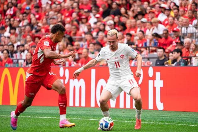 VANCOUVER, CANADA - JUNE 24: Liam Millar of Canada controls the ball during the FIFA World Cup, WM, Weltmeisterschaft, Fussball 2026 group stage match between Canada and Switzerland at BC Place Vancouver Stadium on June 24, 2026 in Vancouver, British Columbia, Canada.  Copyright: xAmyxElle SPPx Sportspressphoto_SPR176235
