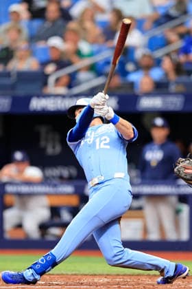 June 24, 2026, St. Petersburg, Florida, USA: Kansas City Royals third baseman Nick Loftin (12) flies out to Tampa Bay Rays left fielder Chandler Simpson (14) during an MLB, Baseball Herren, USA game on June 24, 2026 at Tropicana Field. The Rays beat the Royals 5-3. St. Petersburg USA - ZUMAh180 20260624_zsp_h180_019 Copyright: xKimxHukarix