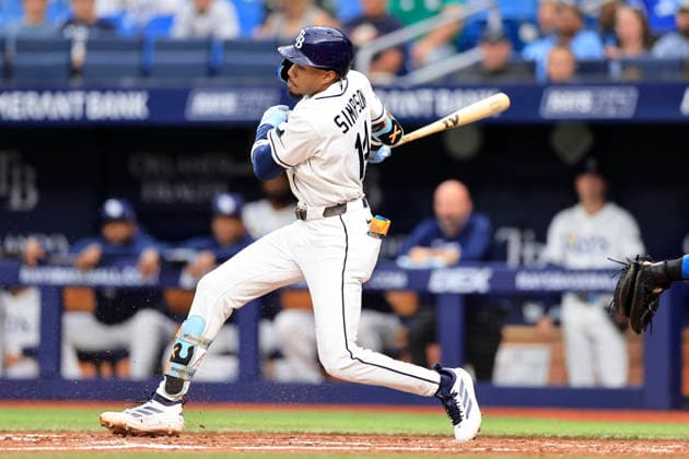 June 24, 2026, St. Petersburg, Florida, USA: Tampa Bay Rays left fielder Chandler Simpson (14) grounds out to Kansas City Royals starting pitcher Noah Cameron (65) during an MLB, Baseball Herren, USA game on June 24, 2026 at Tropicana Field. The Rays beat the Royals 5-3. MLB 2026: Tampa Bay Rays 5 : 3 Kansas City Royals  - ZUMAh180 20260624_zsp_h180_016 Copyright: xKimxHukarix