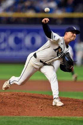 June 24, 2026, St. Petersburg, Florida, USA: Tampa Bay Rays starting pitcher Griffin Jax (22) delivers a pitch during an MLB, Baseball Herren, USA game against the Kansas City Royals on June 24, 2026 at Tropicana Field. The Rays beat the Royals 5-3. St. Petersburg USA - ZUMAh180 20260624_zsp_h180_043 Copyright: xKimxHukarix