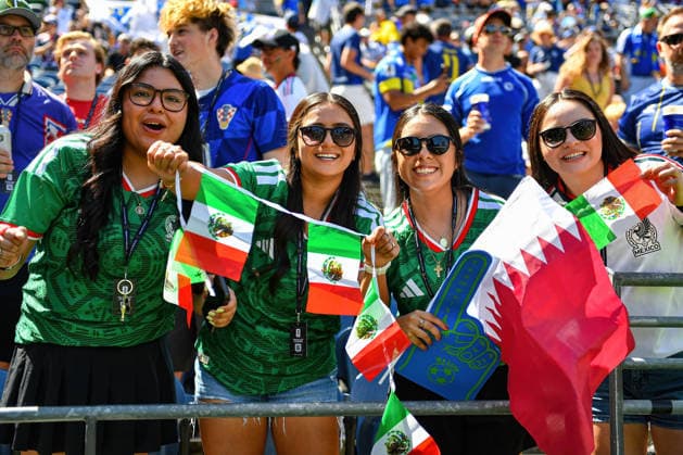 June 24, 2026: Team Mexico fans at the FIFA World Cup, WM, Weltmeisterschaft, Fussball match between Bosnia - Herzegovina and Qatar in Seattle, proving that football fandom knows no bounds, WA.Bosnia - Herzegovina defeated Qatar 3-1. CSM Seattle United States - ZUMAc04_ 20260624_zma_c04_069 Copyright: xStevexFaberx