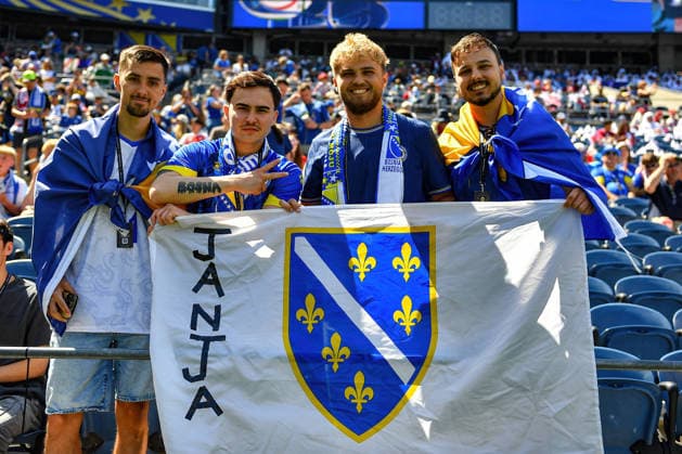 June 24, 2026: Bosnia - Herzegovina fans during the FIFA World Cup, WM, Weltmeisterschaft, Fussball match between Bosnia - Herzegovina and Qatar in Seattle, WA.Bosnia - Herzegovina defeated Qatar 3-1. CSM Seattle United States - ZUMAc04_ 20260624_zma_c04_070 Copyright: xStevexFaberx